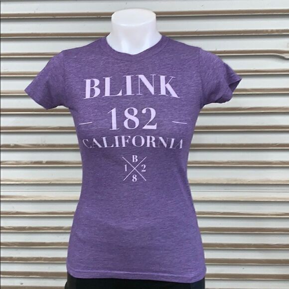 🛍️Trulex size small blink 182 concert t-shirt - Picture 3 of 7